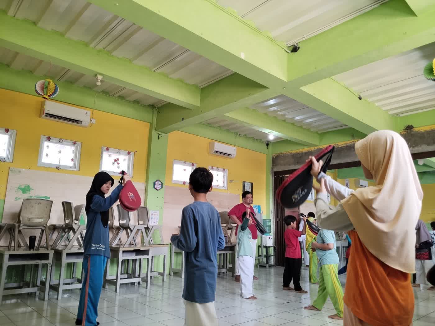 Kegiatan siswa SDIT Al-Bina