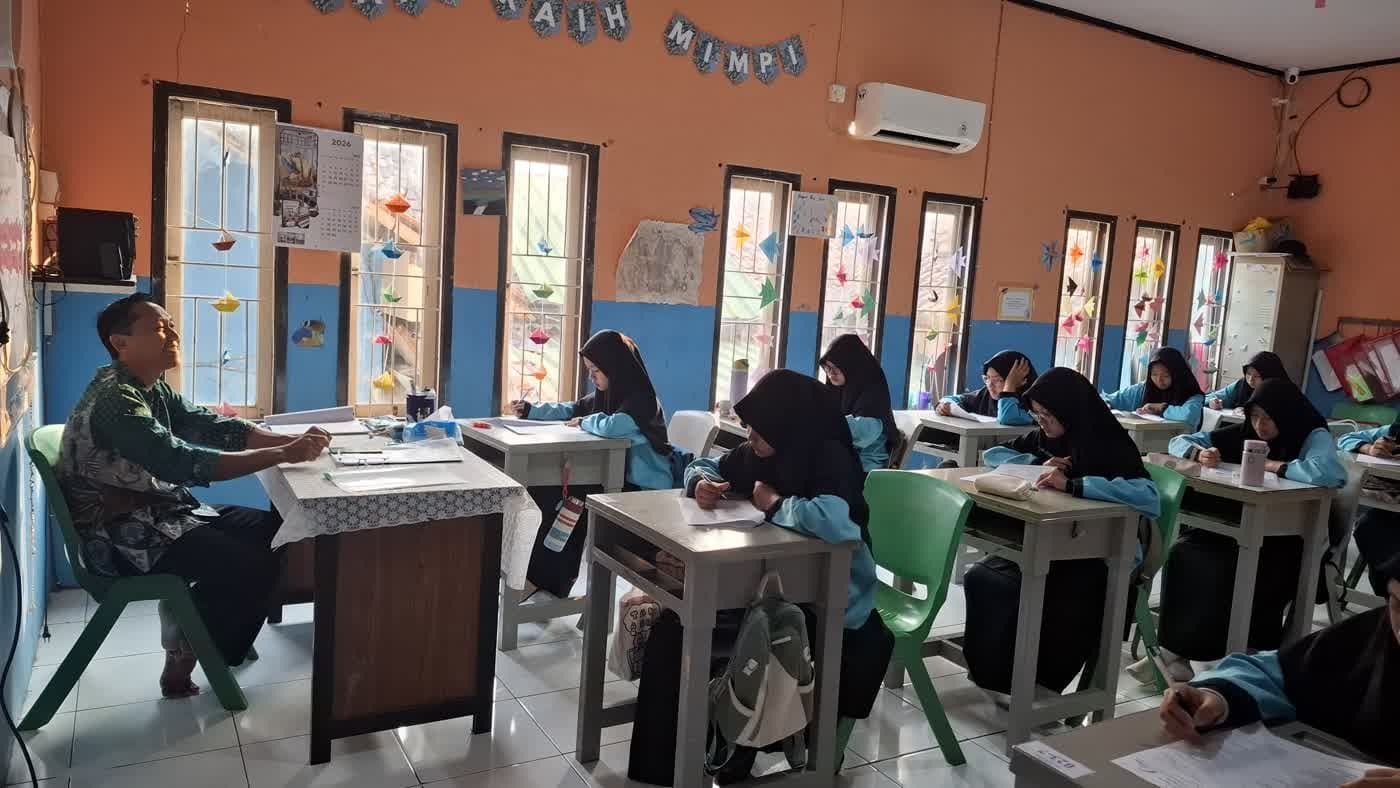 Kegiatan siswa SMPIT Al-Bina